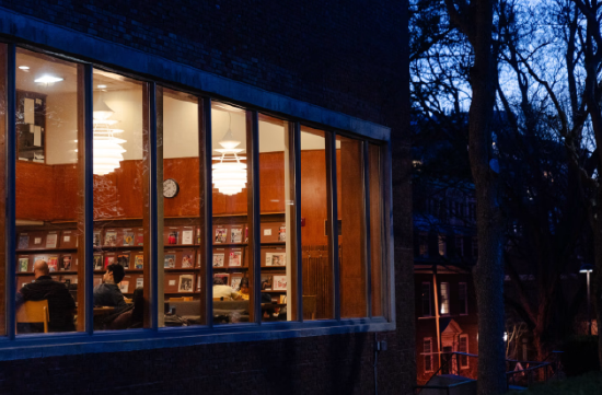 位于马萨诸塞州的哈佛大学拉蒙特图书馆。