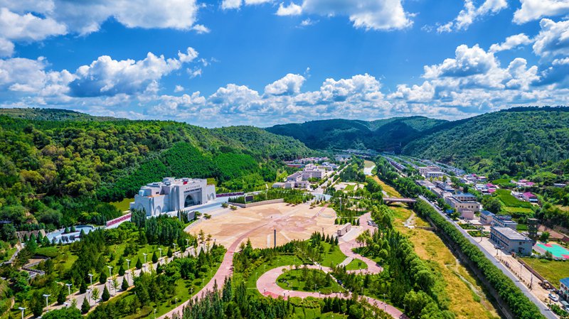 南梁红色小镇。刘永刚/摄