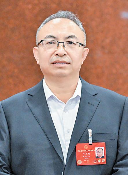 牛玉鹏代表。 本报记者 田明摄