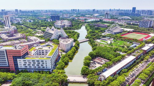 上海市松江区以大学城科创源为引领激活区域创新发展活力。图为松江大学城。姜辉辉/摄