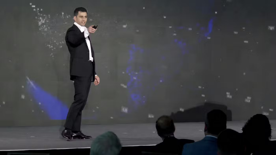 C3.AI 首席执行官斯蒂芬・埃希基安