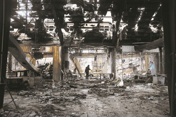 伊朗首都德黑兰的损毁建筑 图IC