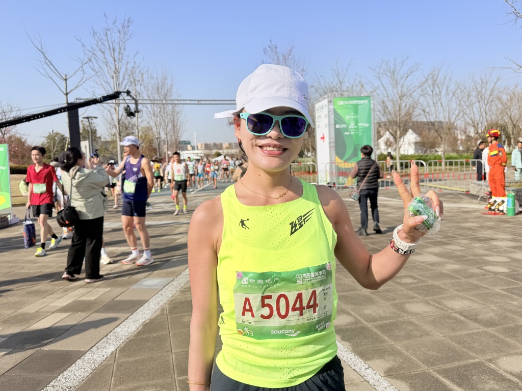 叶青参加了苏河半马的每一届比赛。