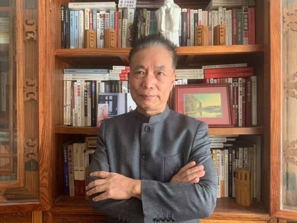叶自成，北京大学中国战略研究中心创建主任、华夏主义倡导者