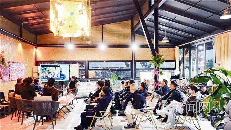 　　2025年11月17日举办的潜山市“潜聚”沙龙第二期活动。受访者供图