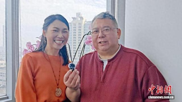 近日，台胞夫妻谢文政(右)、林凡裕在浙江宁波接受中新社专访。 林波 摄