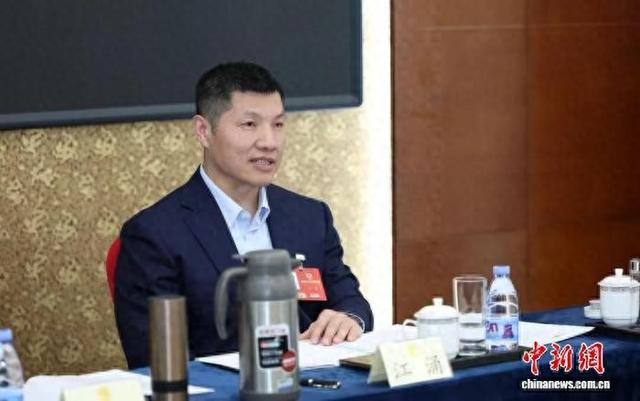 天津市政协委员、天津云科科技发展集团董事长江涌。(受访者供图)