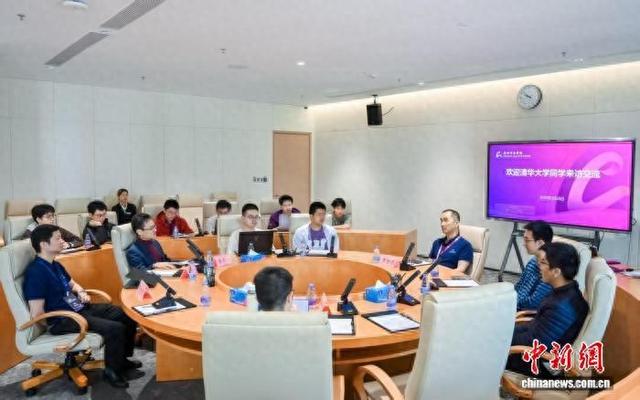 校园开放日现场。 深圳河套学院供图