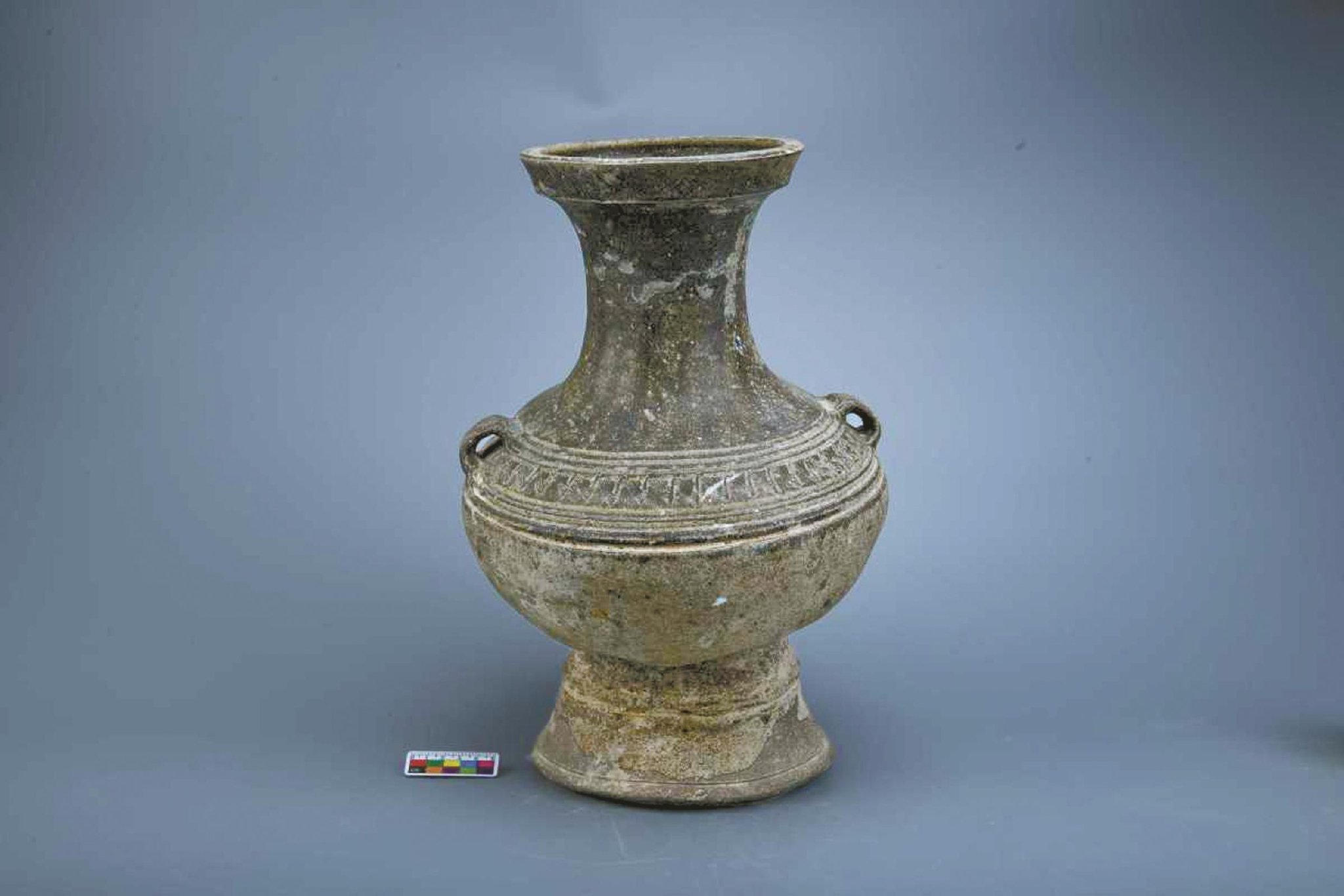 黑釉盘口壶。 （宁波市文化遗产管理研究院供图）