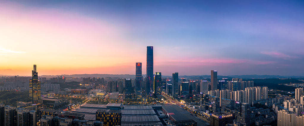 贵阳市夜景。来源：视觉中国