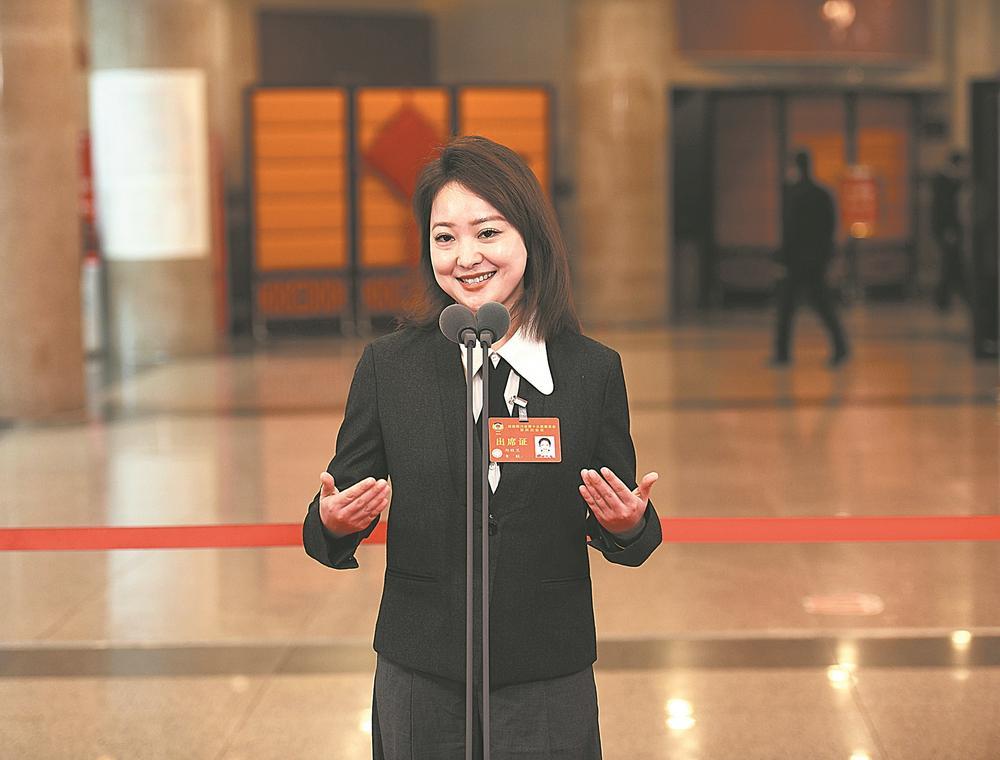 省政协委员郑胜兰。