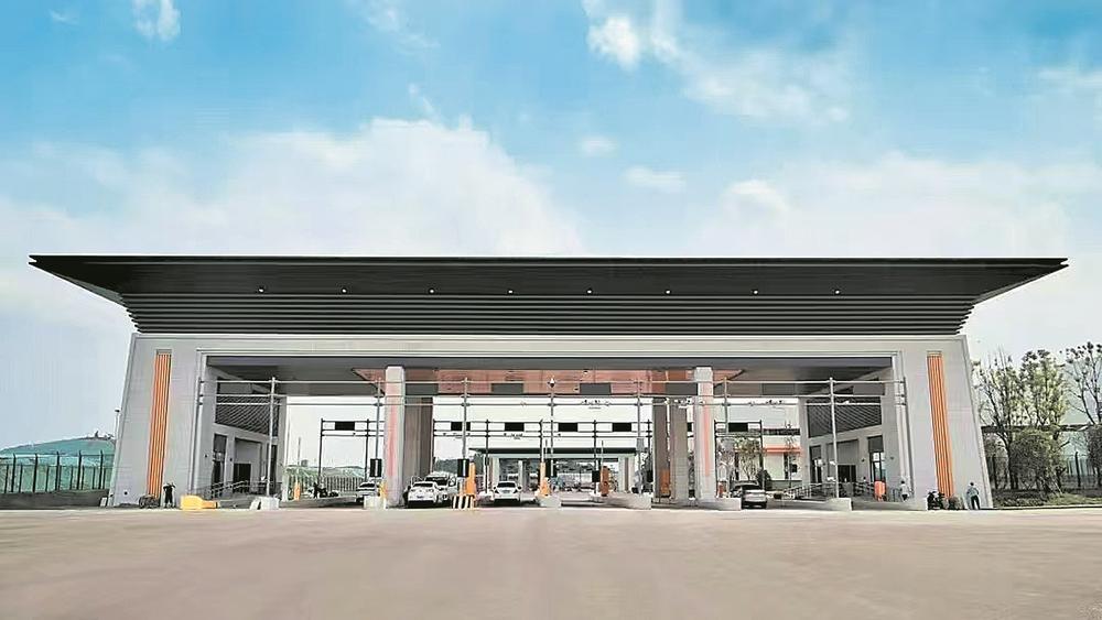 成都天府国际空港综保区。
