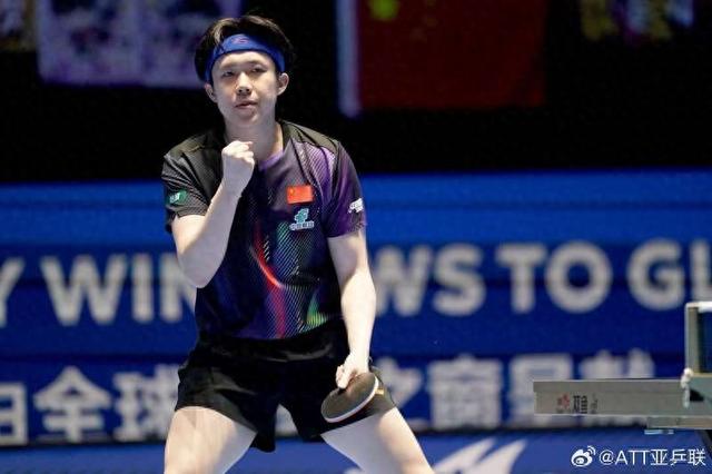 2月8日，第35届国际乒联-亚乒联盟亚洲杯，王楚钦在半决赛中。图片来源：亚乒联官方微博