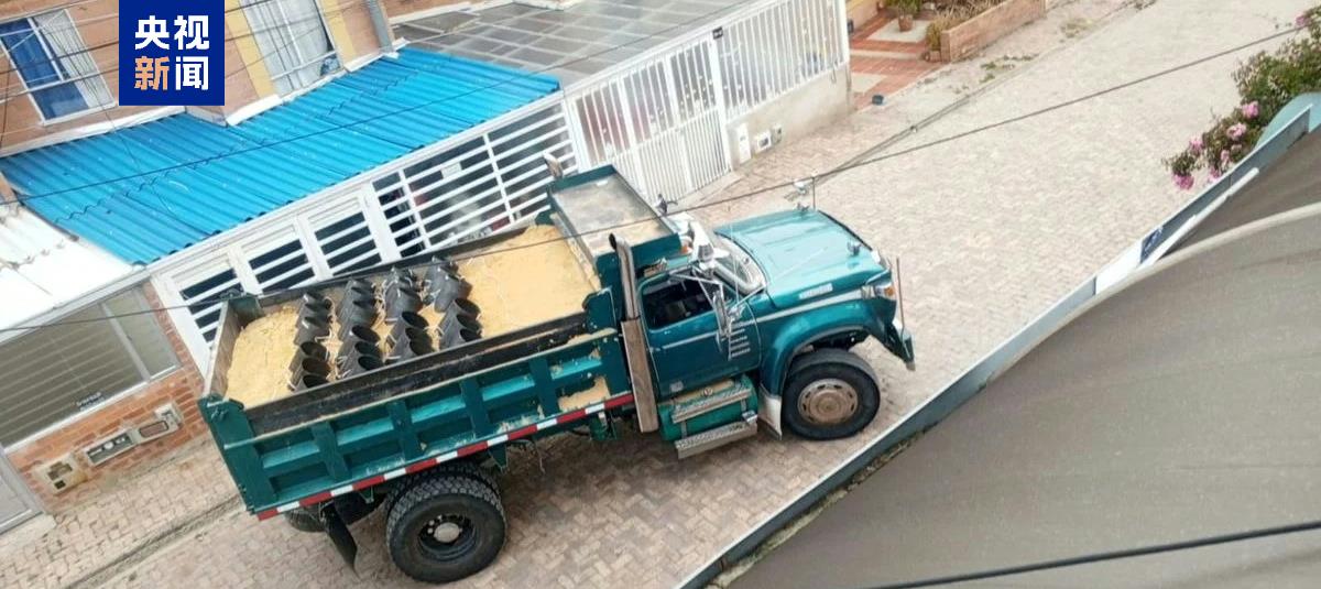 △装有自制抛射型爆炸装置的卡车