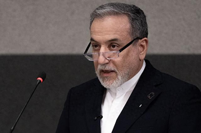 伊朗外交部长阿拉格齐（资料图）