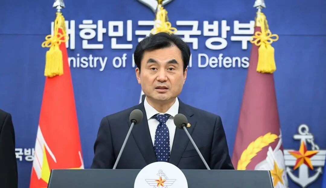 ▲韩国国防部长官安圭伯（资料图）