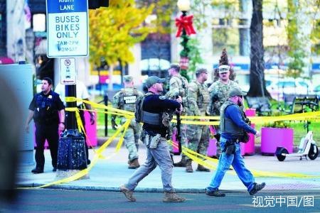 26日，白宫附近发生两名国民警卫队士兵中枪事件后，美国法警和国民警卫队士兵出现在现场。