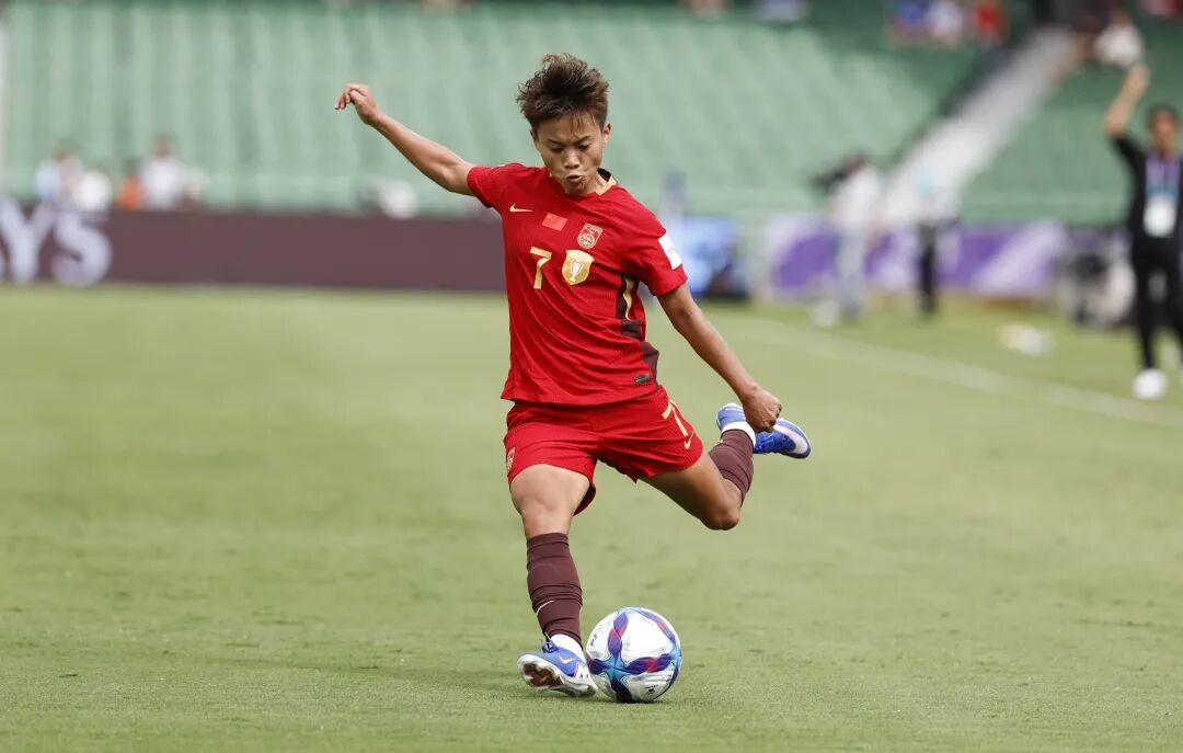 3月14日，中国队球员王霜在比赛中传球。新华社记者 马平 摄