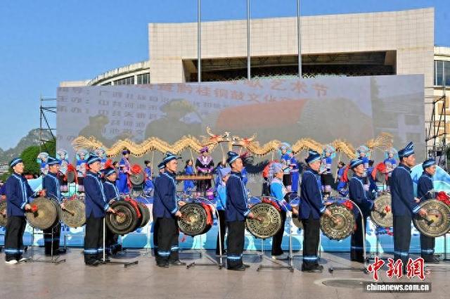 图为《舞草龙》。俞靖 摄