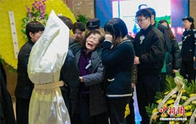 图为崔文亮同志追悼会现场。(资料图)乌鲁木齐市公安局供图