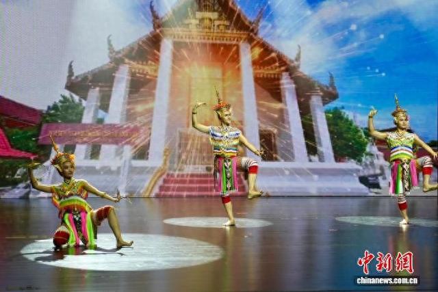 9月20日晚，“‘泰’精彩·南昌之夜”庆祝中泰建交50周年交流演出在江西省南昌市红谷滩大剧院举行。朱莹 摄