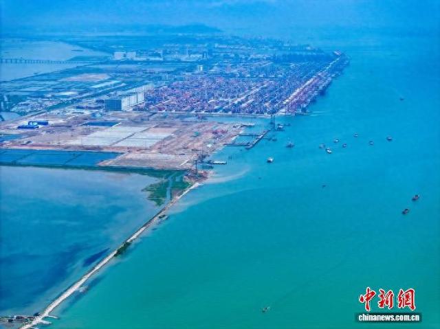 5月15日，广州港南沙港区五期工程开工现场。(广州港集团 供图)