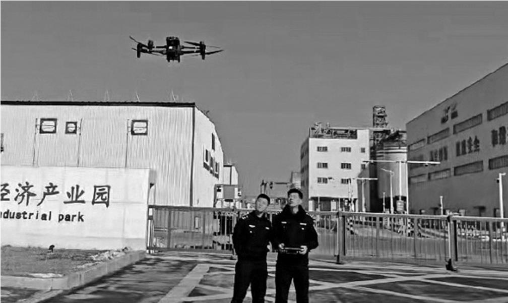 盘锦警用无人机操作员不仅要懂飞行，还要会处置警情。 盘锦市公安局宣传科供图